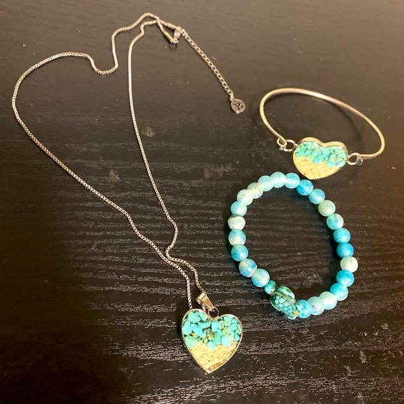 Like New 3 piece Set Silver, Turquoise,&sand color to support our oceans- - Picture 5 of 6
